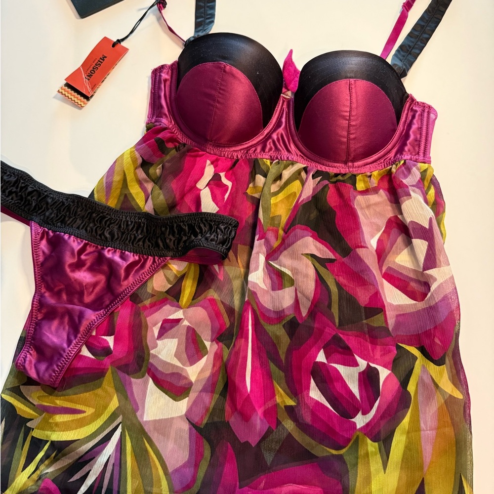 NEW Missoni Elegant Floral Lingerie Set - Pink and Black